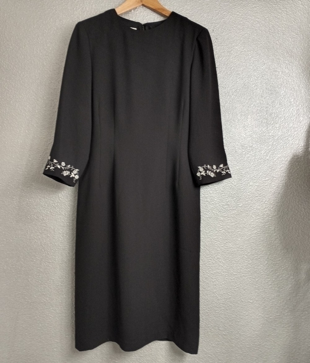 Liz Claiborne Black Embroidered Dress Size 8